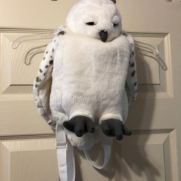 hedwig plush backpack